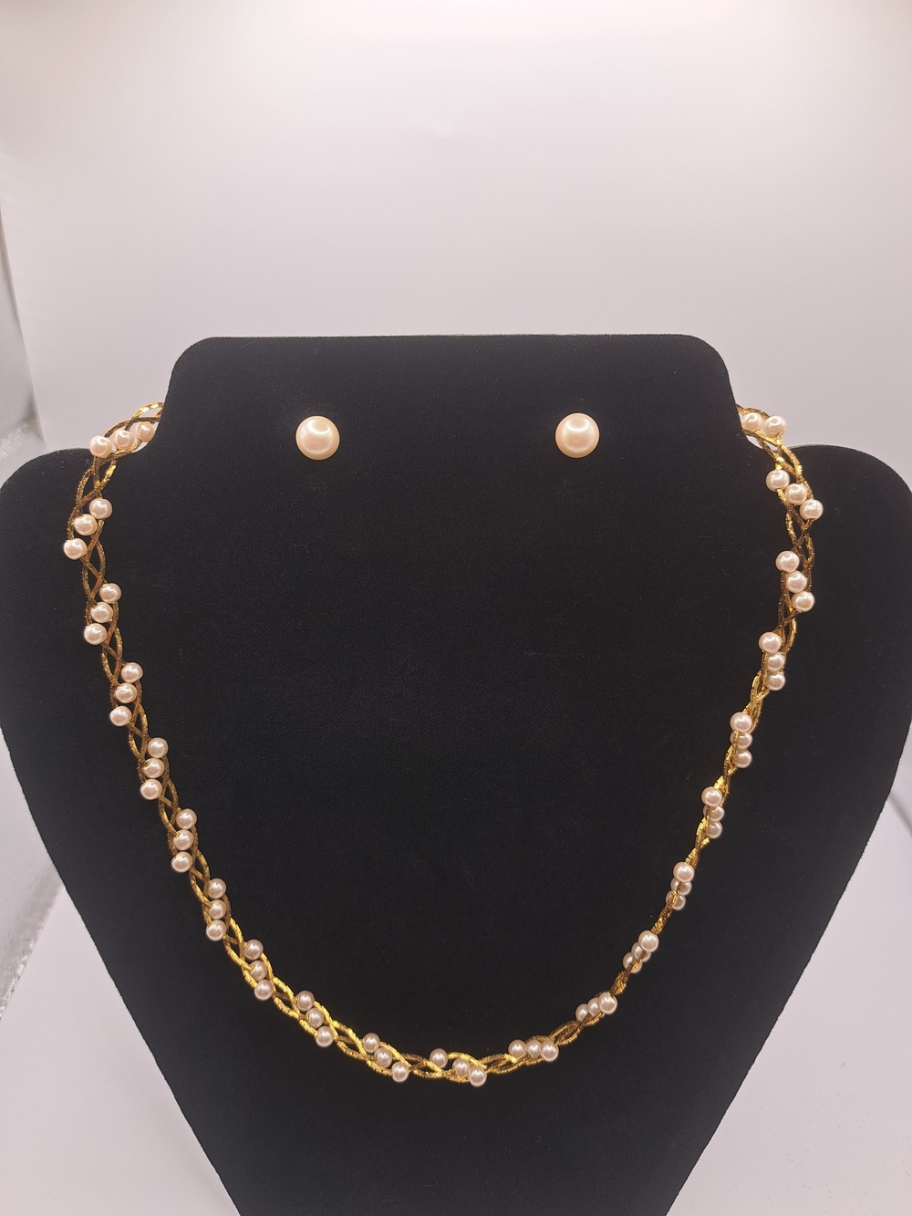 Avon Gold-Tone Braided Chain Necklace with Ivory Pearls and Matching Studs